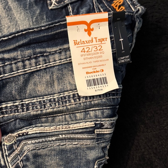 Men's Rock Revival Relaxed Taper Distressed Jeans - Picture 2 of 6